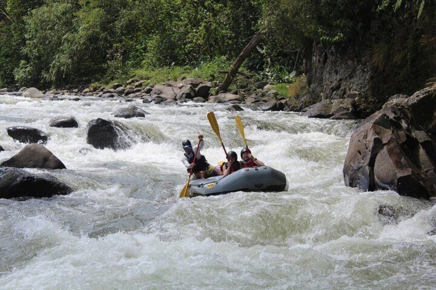 Private 4-Hour Rafting Adventure at Rio Sarapiqui