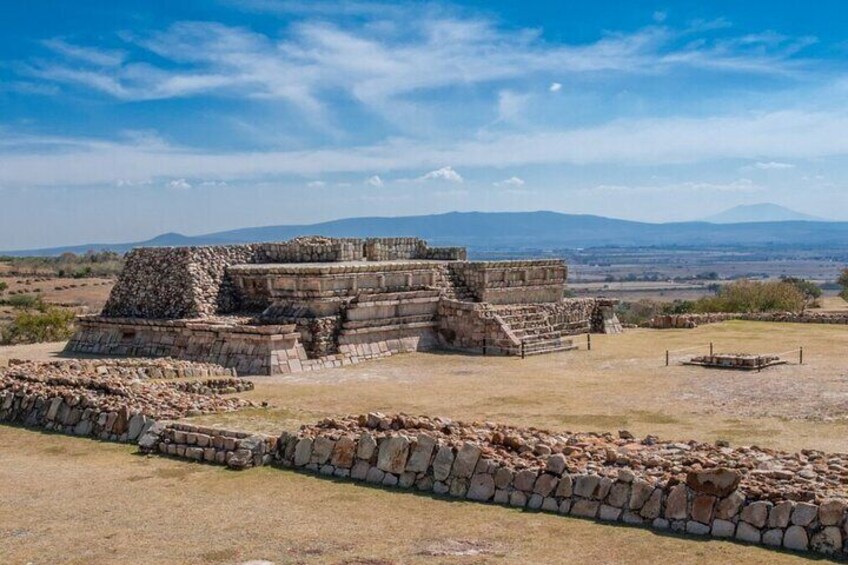 Private Tour to Corralejo and Archeologic Zone from Guanajuato
