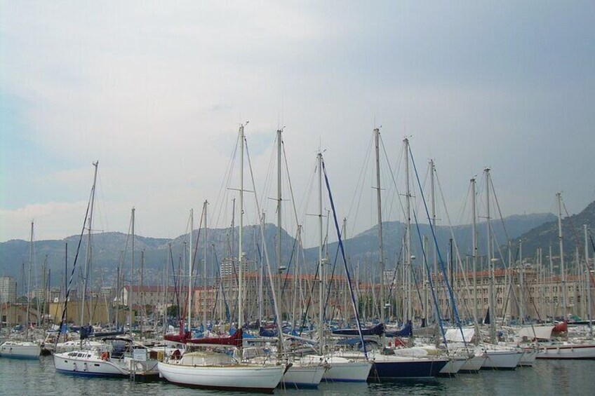 Toulon Walking Food Tour Experience 