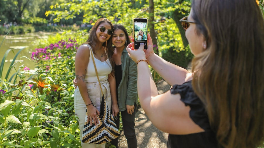 Half or Full Day Trip to Giverny & Monet's Gardens from Paris