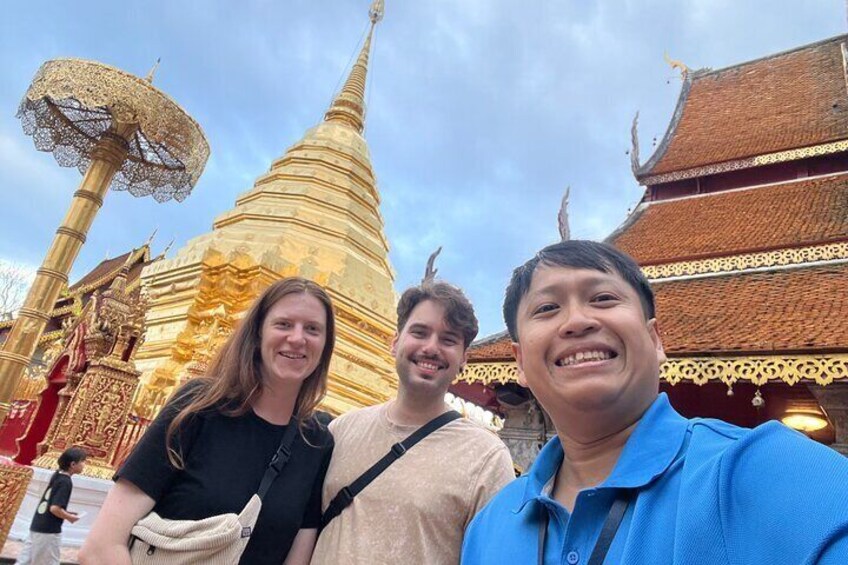 Chiang Mai Private Tourist Guide with Private Transportation 