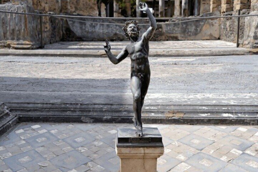 Private Audio Guided Walking Tour in Pompei