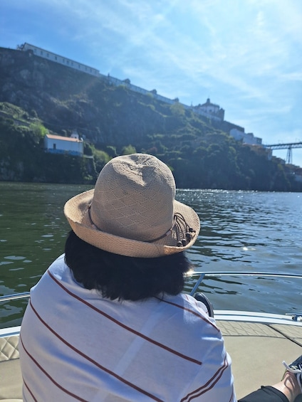 Picture 9 for Activity Passeio de barco no rio Douro