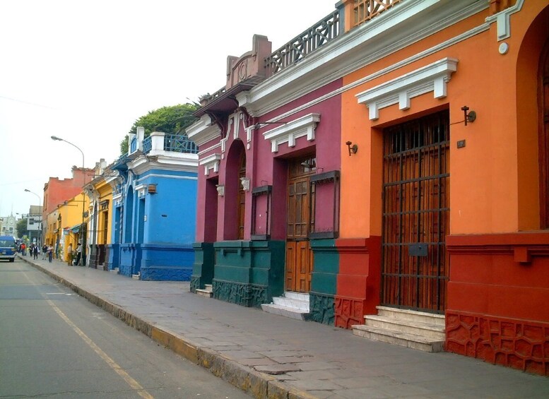 Picture 14 for Activity Half day tour to Pachacamac Complex, Chorrillos & Barranco