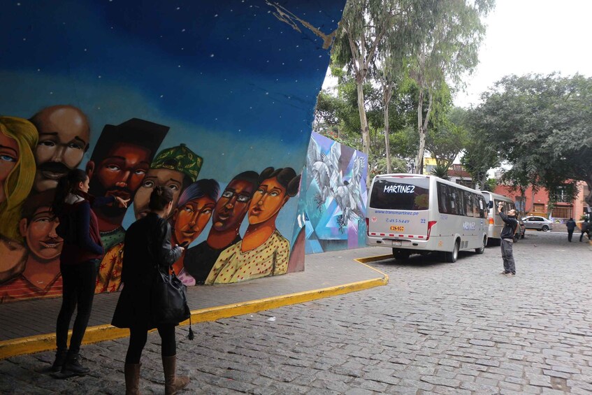 Picture 12 for Activity Half day tour to Pachacamac Complex, Chorrillos & Barranco