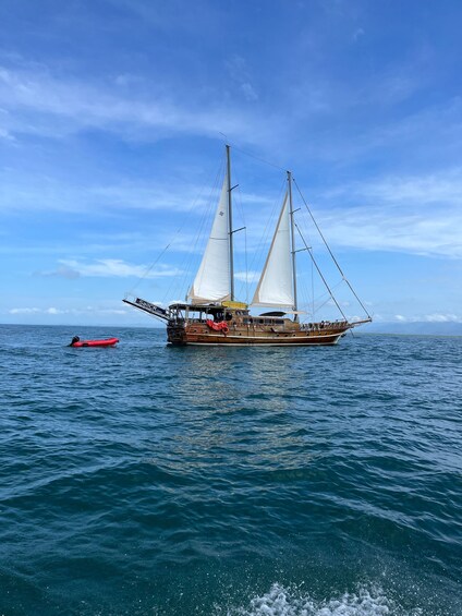 Picture 15 for Activity Quepos: Wooden Sail Yacht Cruise with Watersports and Food