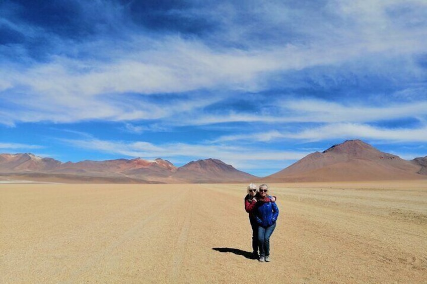2-Day Tour to the Salar de Uyuni from San Pedro de Atacama by Bus