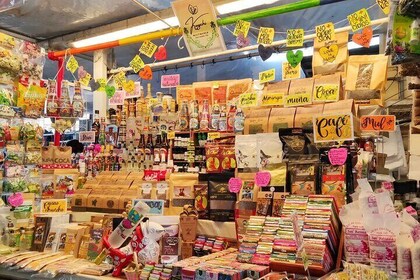 Cusco Flavours and Bites - San Pedro Market Experience