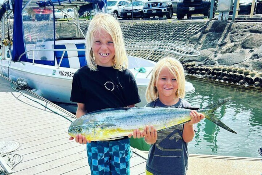 Half Day Fishing Private Tour in North Shore of Oahu on Finnatic