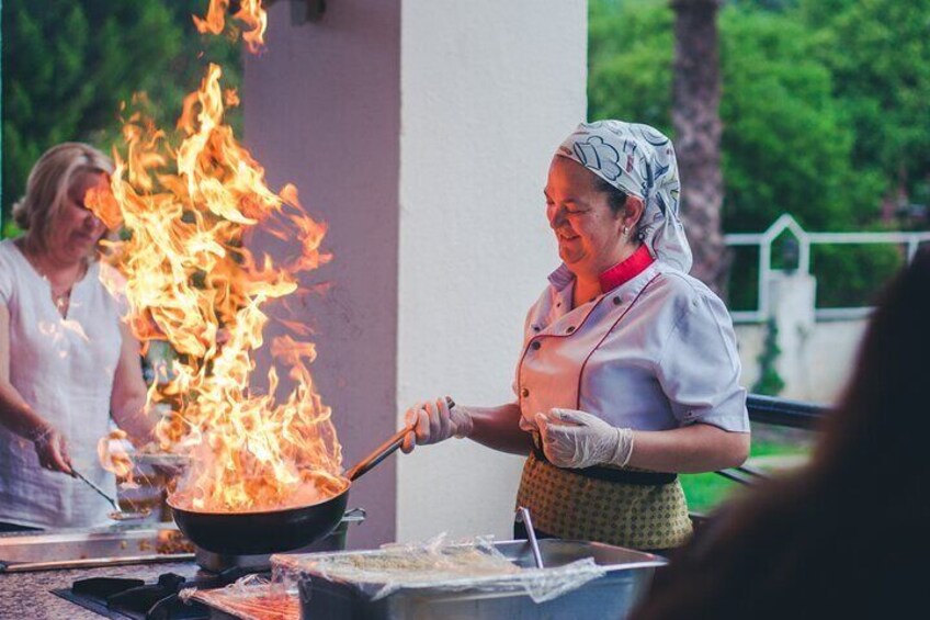 Cooking Workshop with a Local Chef in Marseille