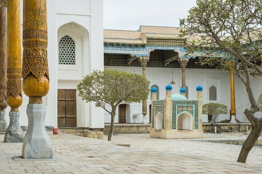 Bakhautdin Naqsband Mausoleum
