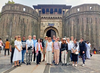 Cultural Walking Tour of Pune with Local Snacks