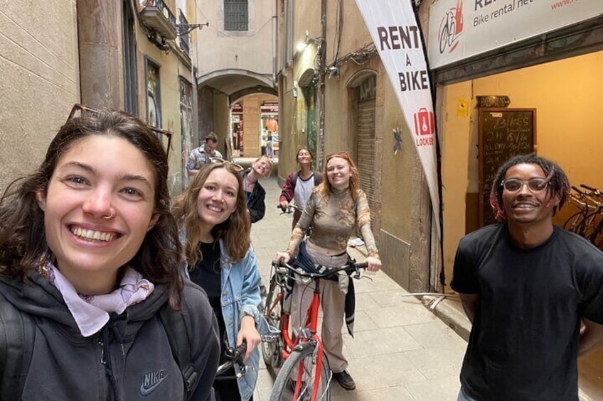 Bike Tour in Barcelona: History, Architecture and Culture