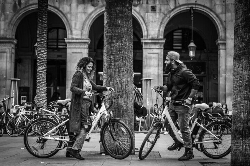 Private Barcelona E-Bike Photography Tour