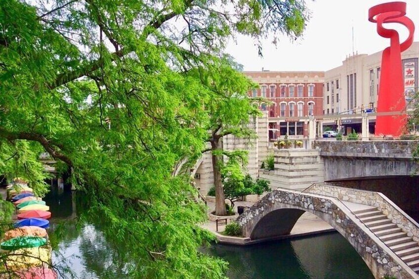 Walking Tour Along & Around Historic San Antonio Riverwalk