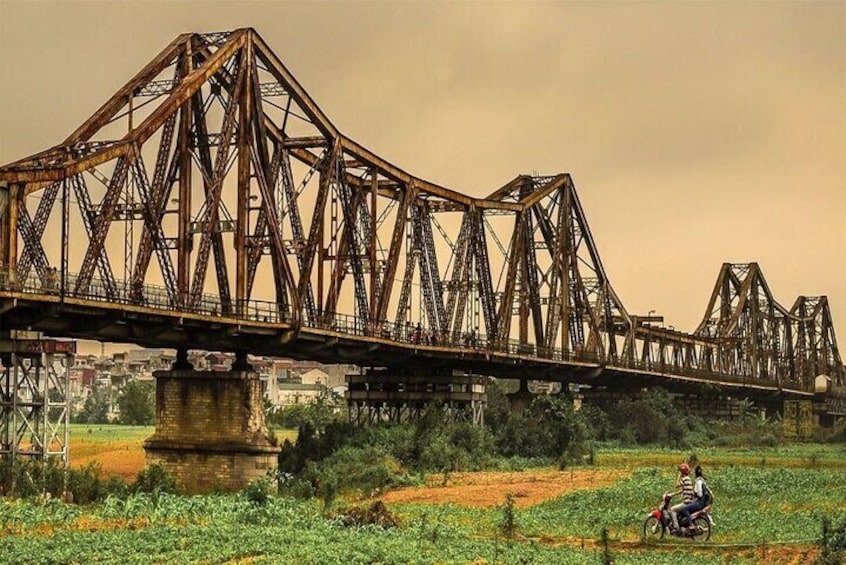 Half Day Hanoi City Highlights Private Tour with Train Street