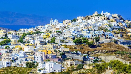 Santorini: Villages & Churches Day Tour with Sunset View