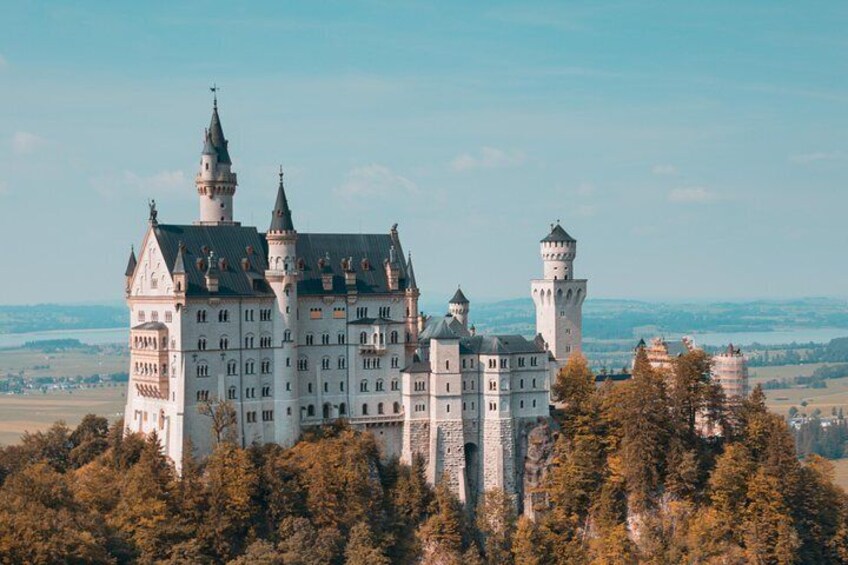 Private Castle Tour from Munich: Neuschwanstein, Hohenschwangau, and Linderhof