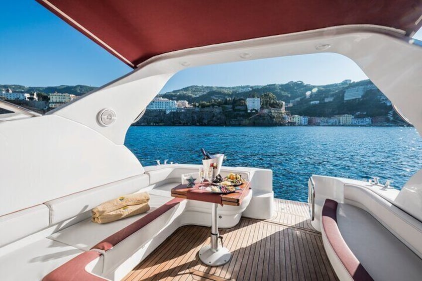 Capri-Positano Private Yacht tour from Sorrento,Positano or Capri