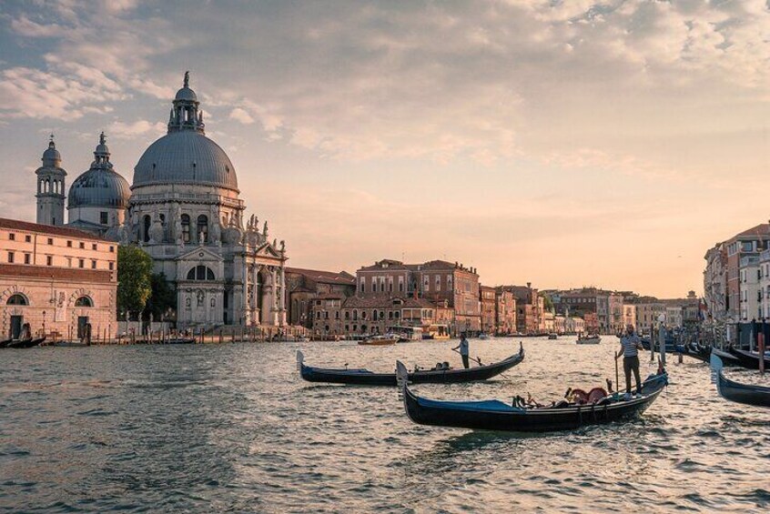 Private Venice Experience by Train from Rome