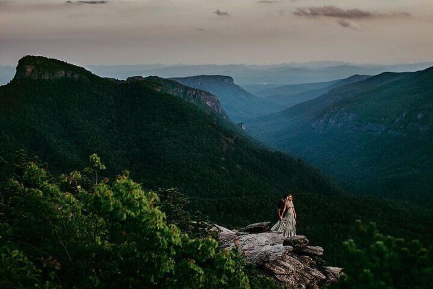 Couples Experience Linville Gorge Wilderness