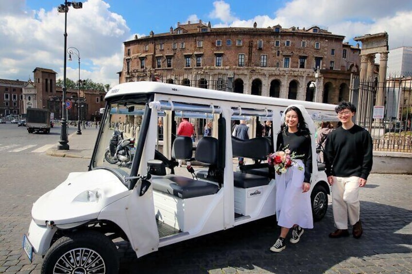 Tour of Rome in 7 seater Golf Cart