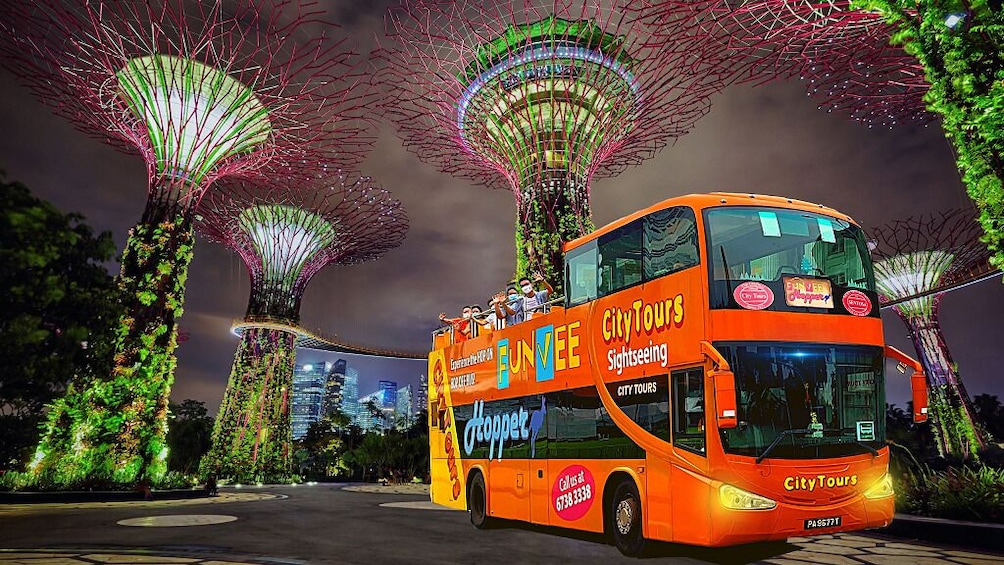 Gardens by the Bay 2 Domes with Avatar Plus Free FunVee 2 Hours Tour