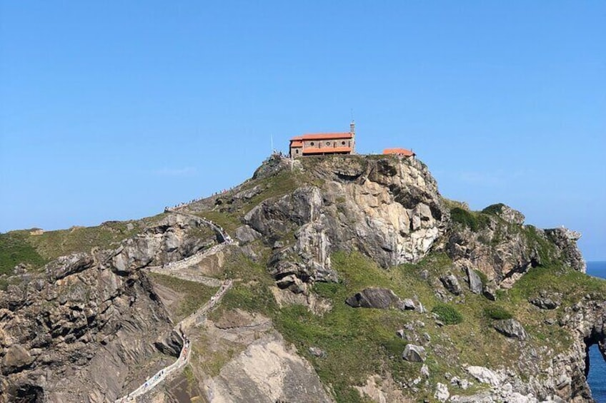 Full Day Tour to San Juan de Gaztelugatxe and San Sebastián