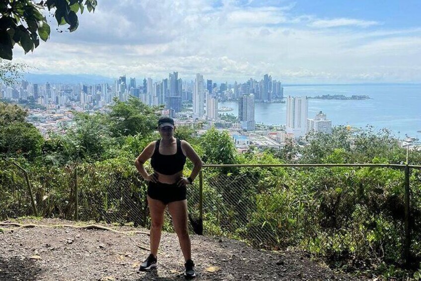 Hike in Cerro Ancón and visit the Miraflores Locks 