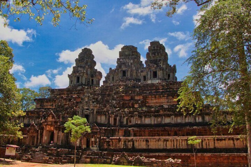 Angkor Wat Temple Tour with own Tuk Tuk Driver