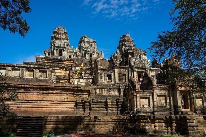 Angkor Wat Temple Tour with own Tuk Tuk Driver