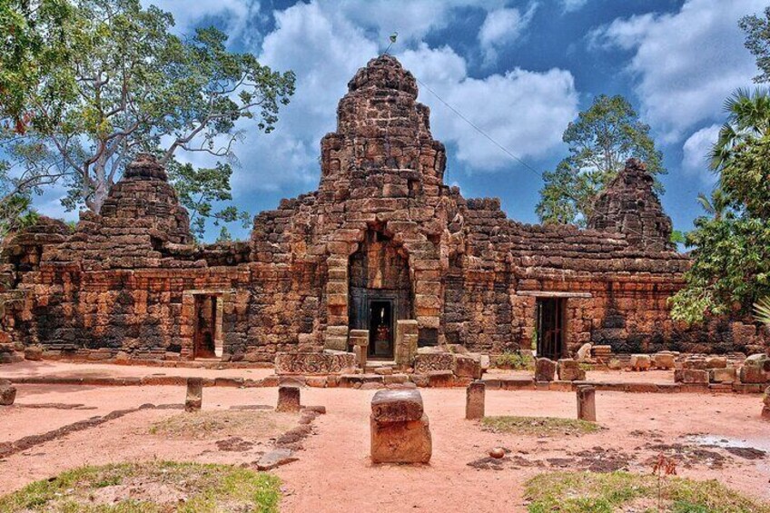 Angkor Wat Temple Tour with own Tuk Tuk Driver