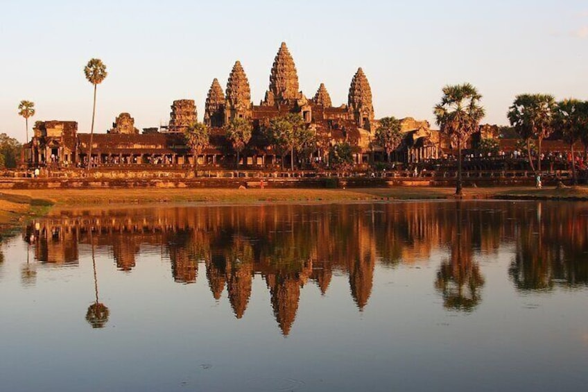 Angkor Wat Temple Tour with own Tuk Tuk Driver