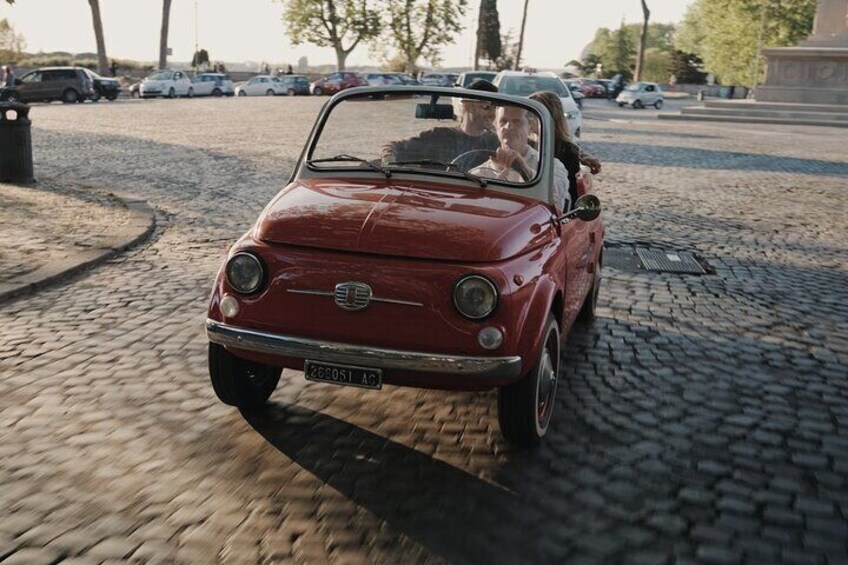 Vintage Fiat 500 600 Cabriolet: Private Tour to Rome's Highlight