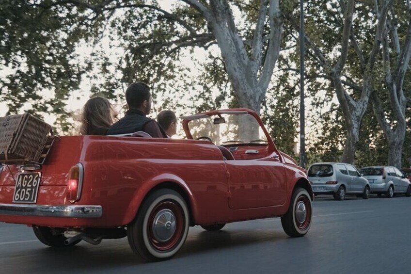 Vintage Fiat 500 600 Cabriolet: Private Tour to Rome's Highlight