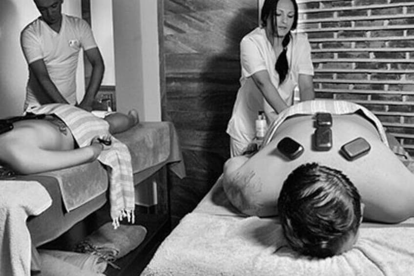 Turkish Bath and Spa Experience with Aloe Vera Oil Massage 