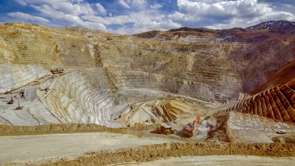 Picture 6 for Activity Salt Lake City: Bingham Canyon Mine Guided Tour