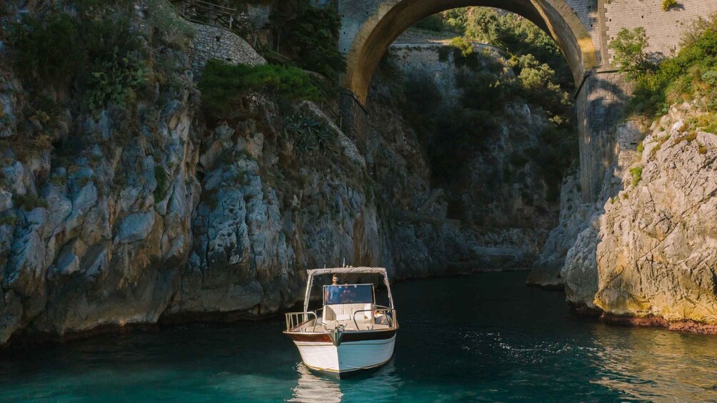 Picture 1 for Activity Amalfi Coast: Private Boat Trip with Prosecco and Snorkeling