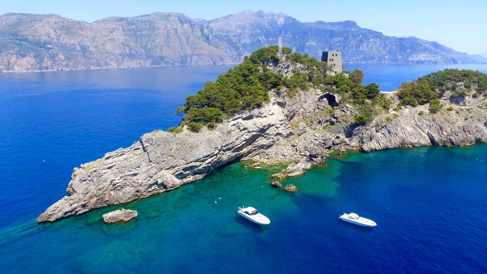 Picture 5 for Activity Amalfi Coast: Private Boat Trip with Prosecco and Snorkeling