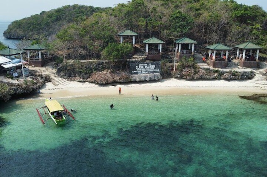 100 Island: Pangasinan Island Hopping Tour