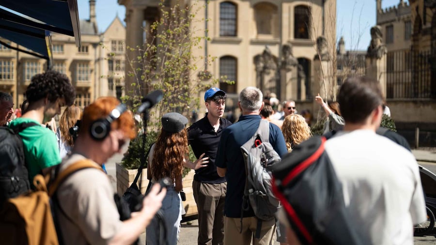 Oxford: Alumni-led Walking Tour w/opt New College