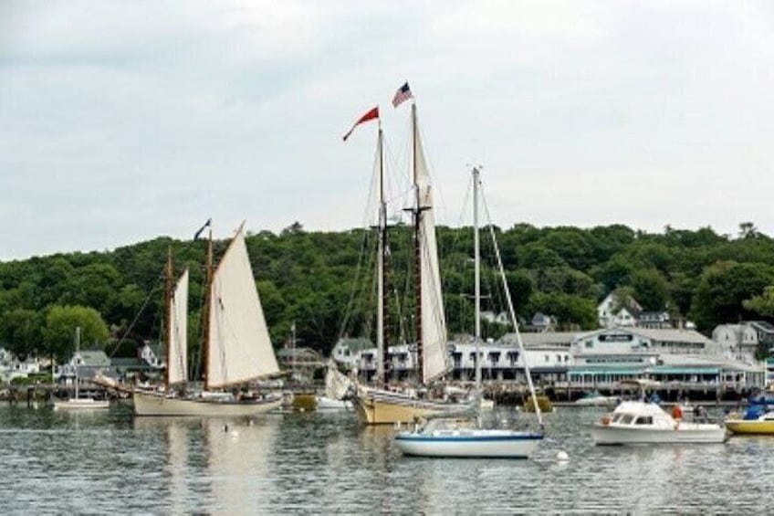 Schooner Applejack Sunset Sail Tour in Boothbay Harbor