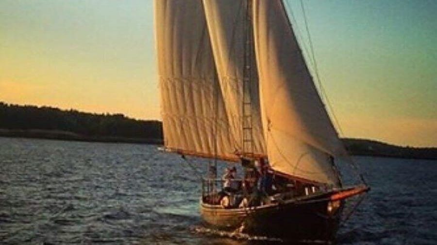 Schooner Applejack Sunset Sail Tour in Boothbay Harbor