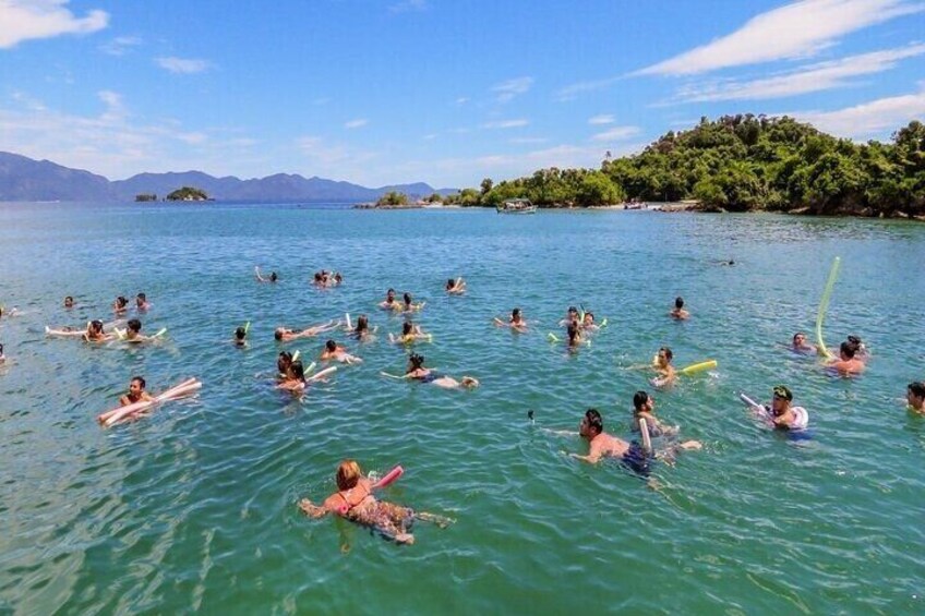 Full-Day Speedboat Tour in Angra and Islands with pick-up in Rio