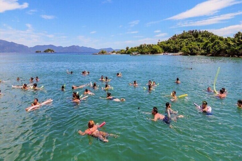 Full-Day Speedboat Tour in Angra and Islands with pick-up in Rio 