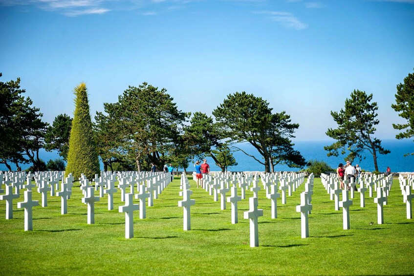 From Le Havre : Normandy D-Day Beaches Private Tour