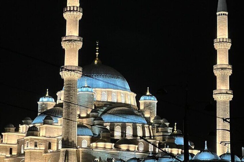 BEST Private Guided Istanbul Night Tour Halcyon