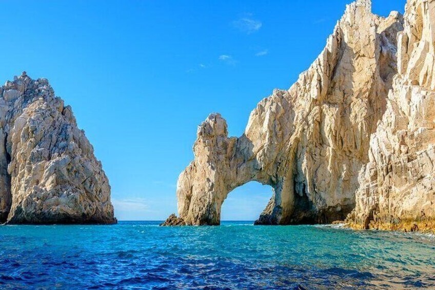 Famous Arch of Cabo Clear Boat Activity 