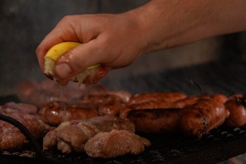 Private Experience Learning to Make Asado in Mendoza