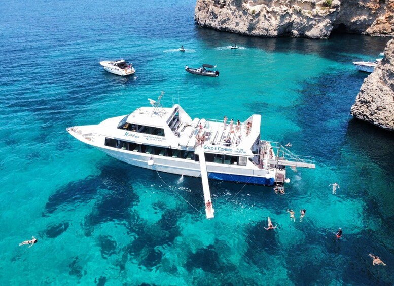 From Sliema: Comino, Crystal Lagoon, and Blue Lagoon Cruise